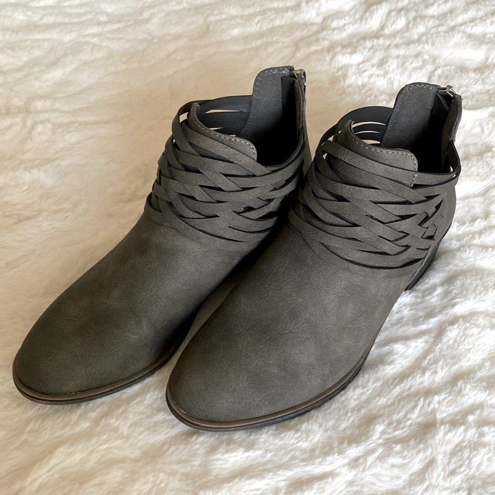 Nautica Grey Ankle Boots